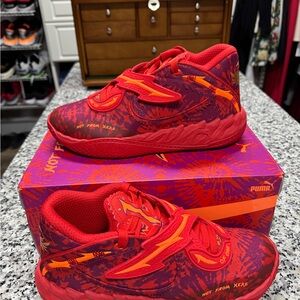 Puma Men’s Fiery Red Sneakers